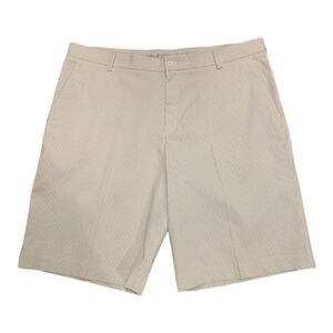 Nike golf shorts with gray stripes size 38